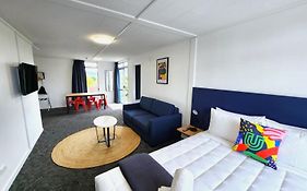 Urban Lounge Sleepery, Surestay Collection By BW